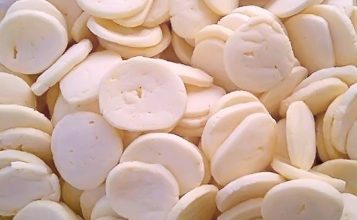 Cara Mengiris Kerupuk Lontongan Cepat